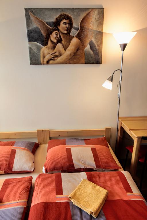 Hostel Singer Pub Ческе-Будеёвице Номер фото